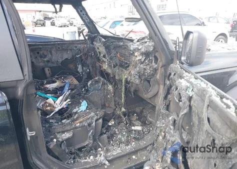 2024 Ford Bronco Black Diamond из США, поврежденный, VIN 1FMEE1BP2RLA24850